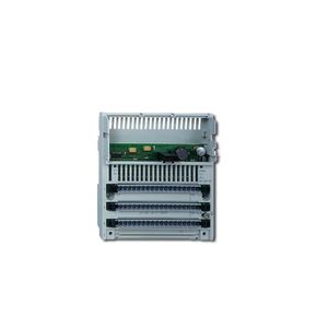 MOD PLC MODICON MOM 8 SAL TRIAC 120VAC 38602359 Schneider Electric