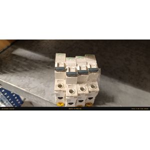 INTERRUPTOR AUTOMATICO IK 1P  40A CURVA C 2414059 Schneider Electric