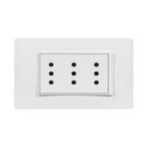 ENCHUFE TRIPLE 9/24 PLACA ARMADA BLANCA LUZICA 8131302 Bticino