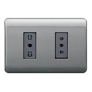 PLACA GENESIS ARMADA CON TOMA CORRIENTE 10/16A + TOMA 10A - HUMO 2764563 Schneider Electric