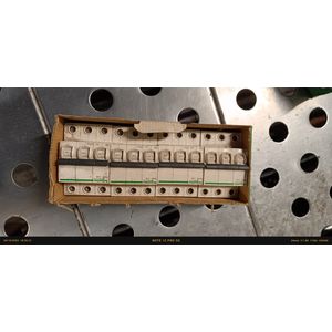 INTERRUPTOR AUTOMATICO IK 3P  6A CURVA C 2430659 Schneider Electric