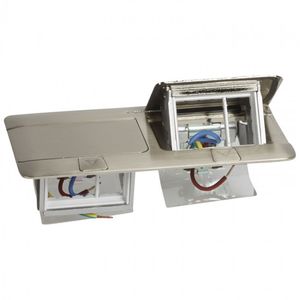 CAJA DE PISO POP-UP 6 MOD AC 5402204 Legrand