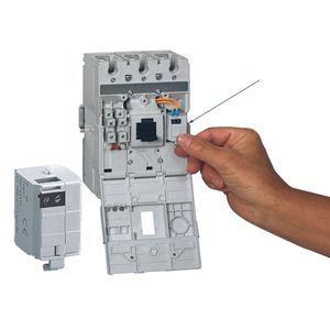 BOBINA DISPARO 220VAC/DC CAJA MOLDEADA DISYUNTOR TERMOMAGNETICO 42101604 Legrand