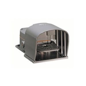 INTERRUPTOR DE PEDAL METALICO ACTUACION 1232472 Lovato